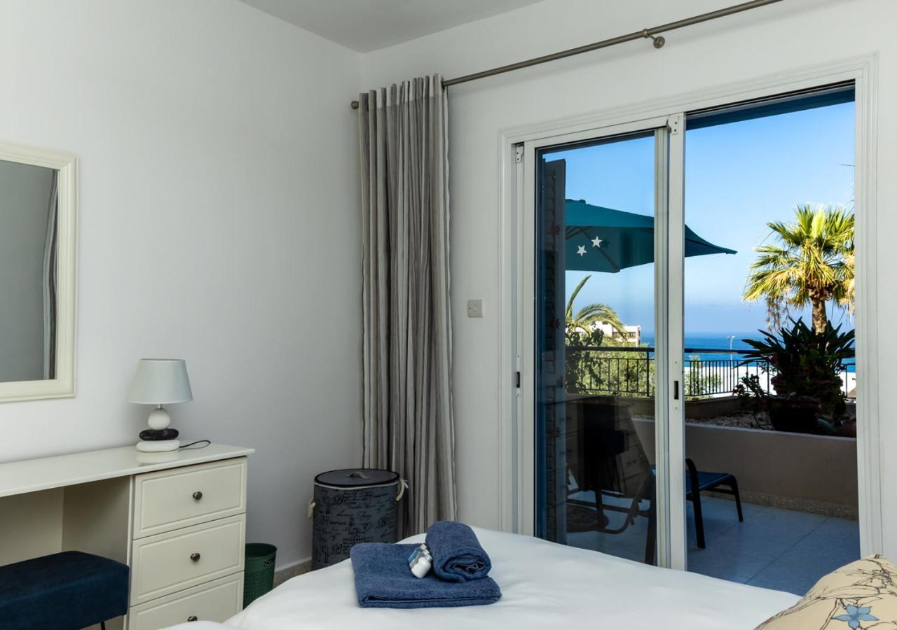 105 Kings Palace - Fabulous 2 Bed, 2 Bath, Large Patio With Garden - Sea Views Paphos Eksteriør billede