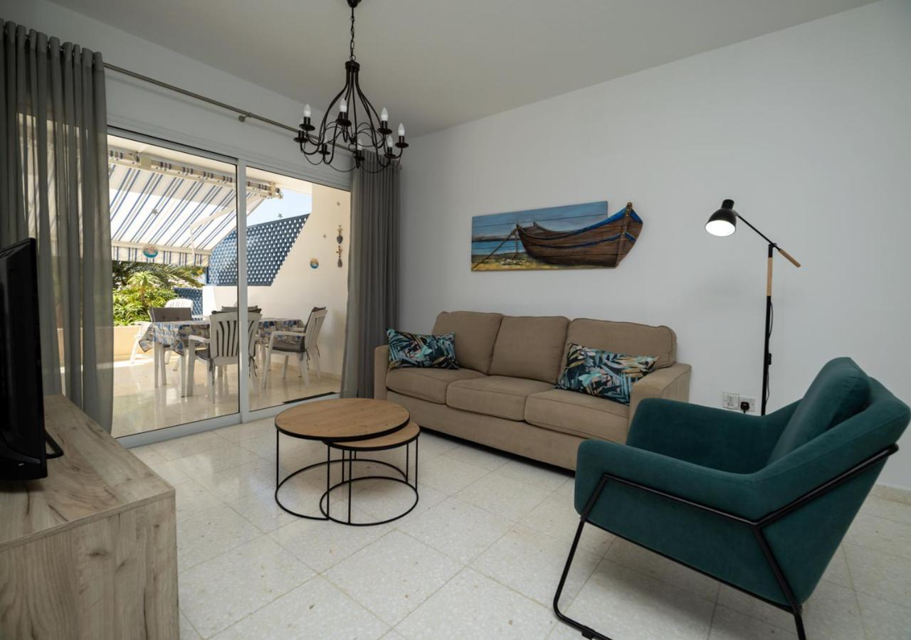 105 Kings Palace - Fabulous 2 Bed, 2 Bath, Large Patio With Garden - Sea Views Paphos Eksteriør billede