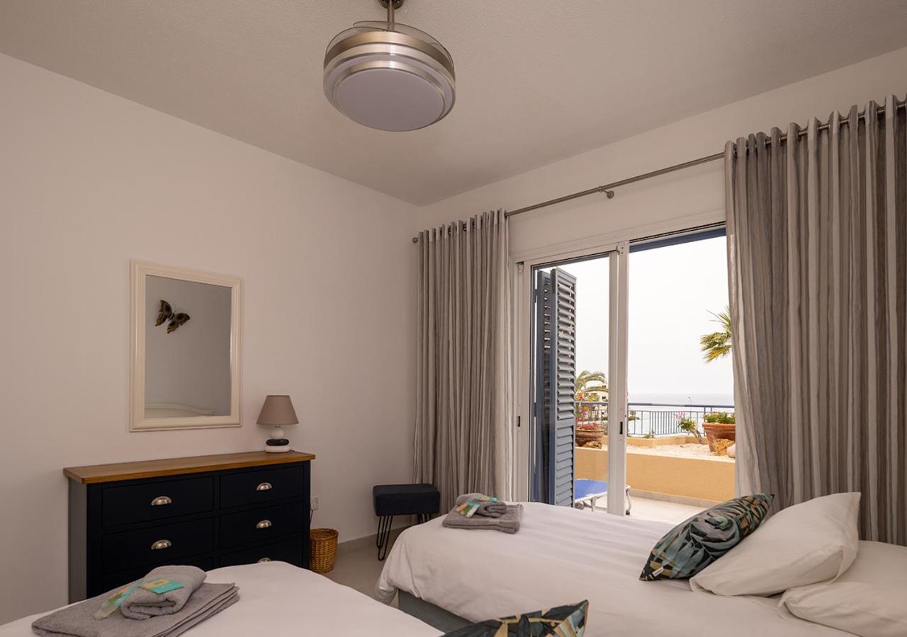 105 Kings Palace - Fabulous 2 Bed, 2 Bath, Large Patio With Garden - Sea Views Paphos Eksteriør billede