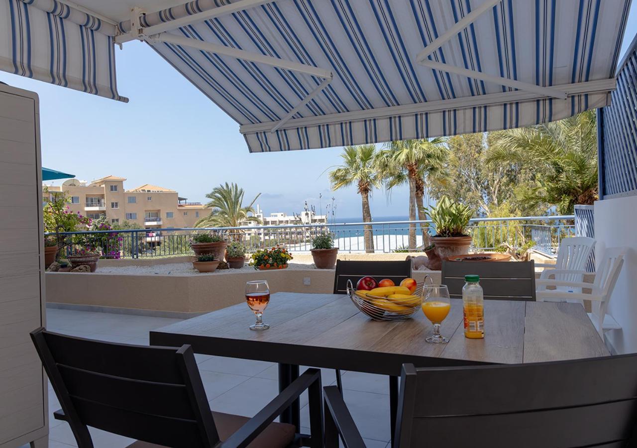 105 Kings Palace - Fabulous 2 Bed, 2 Bath, Large Patio With Garden - Sea Views Paphos Eksteriør billede