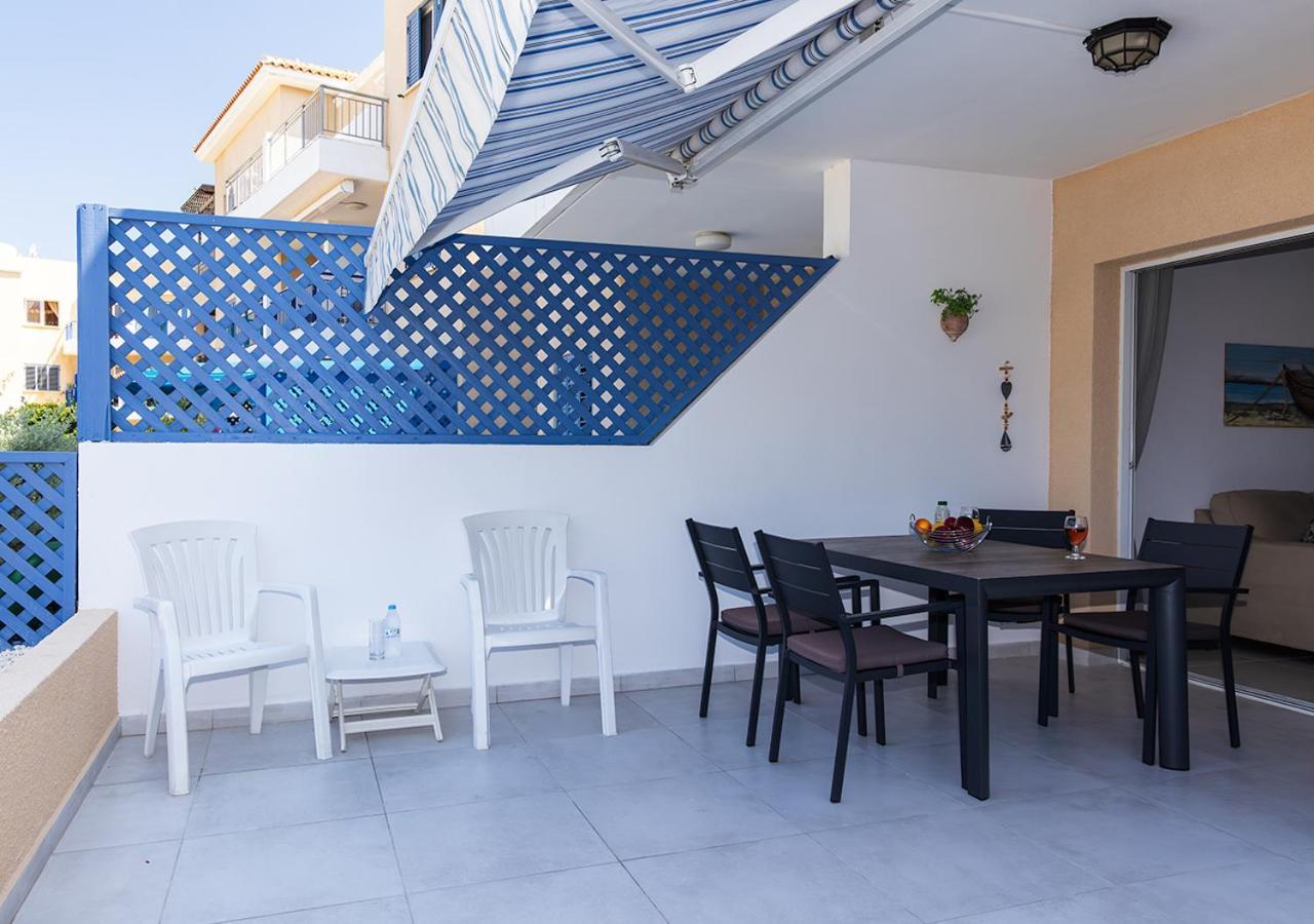 105 Kings Palace - Fabulous 2 Bed, 2 Bath, Large Patio With Garden - Sea Views Paphos Eksteriør billede